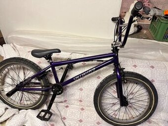 BMX Specialized – freestyle, gyro, peg, TOP barva