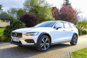 Volvo V60, 2.0 TDi Cross country 4x4 - 1