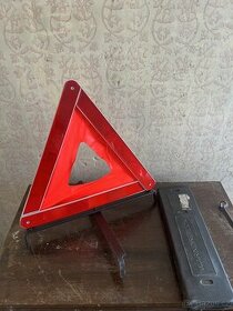 Výstražný trojúhelník - 1