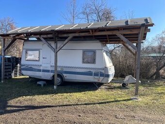 SLEVA  - Karavan FENDT platin bez nutnosti elektřiny