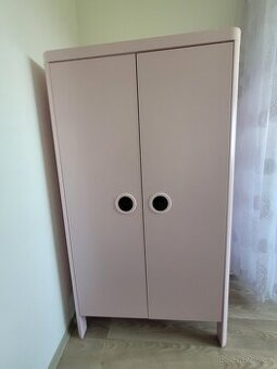 Dětská skříň Busunge Ikea růžová