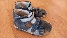 Sandálky Essi kotníčkové, vel. 28