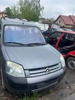 Citroen berlingo na dily