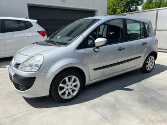 RENAULT GRAND MODUS 1.2i 1.MAJITEL SERVISKA TAŽNÉ 2 SADY KOL