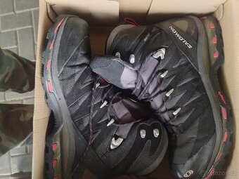 Salomon goretex-4D chassis, Contagrip