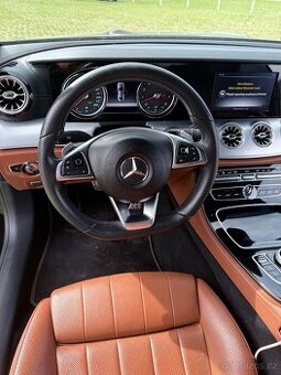 Mercedes-Benz E400 4MATIC