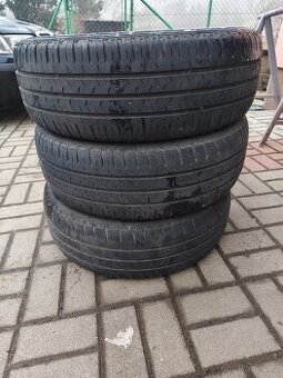 Pneu 205/65R16C