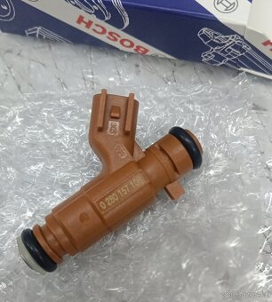 Vstřikovač Bosch Insignia 2.8 V6 OPC