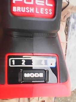 Milwaukee M18 3672-20 aku flexa 150 mm úhlová bruska