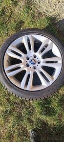 225/45/18 zimní gumy Pirelli 7.5mm