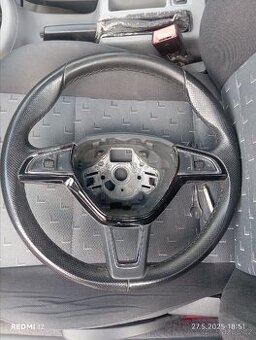 Prodám volant z Octavia mk3