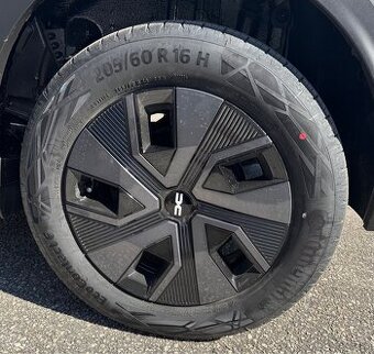 Continental EcoContact 6 205/60 R16