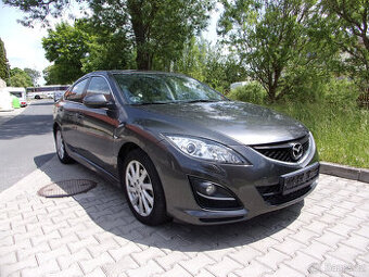 Mazda 6 lifback 2.0 i 16V,super výbava,krásný stav,1.majitel