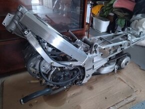 Honda VFR 750 F RC36