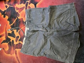 ABERCROMBIE & Fitch šortky vel .34 stav 9/10 , stav viz fot