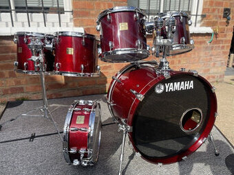 Yamaha Birch Custom Absolute 6dílná bicí sada a malý buben,