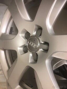 Kola 17 značky Audi