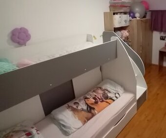 Palanda s úložným prostorem šedá České Budějovice