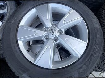 VOLVO XC40 17" zimní kola originální 235/60 R17