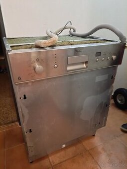 Myčka whirlpool