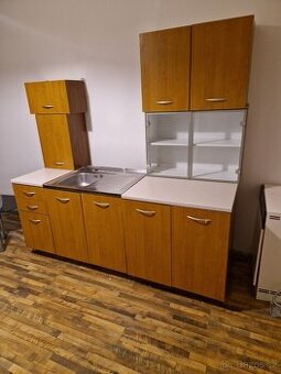 Prodám novou kuchyňskou linku