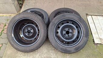Ocelové disky 6jx15 et 38 + zimní pneu