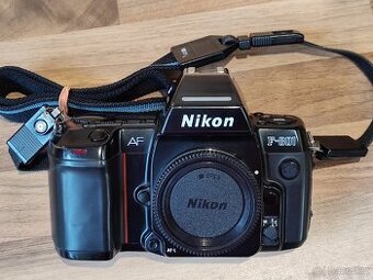 Kinofilm Nikon F-801 + baterie