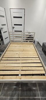 Manželská postel velká