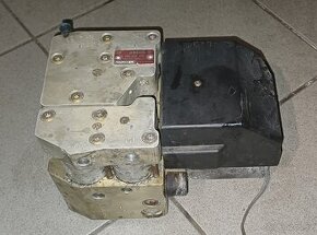 Mercedes ASR díly W126 W124 R129