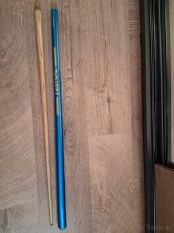 Tágo a koule na kulečník