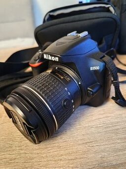 NIKON D3500