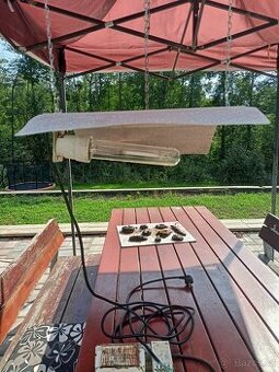 3x sodíková lampa 400w