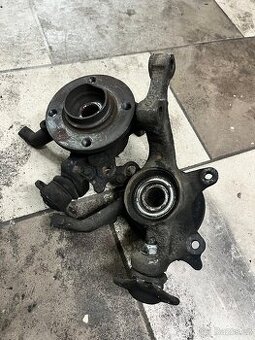 Volkswagen Golf 3 GTI těhlice