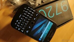 BlackBerry 9720
