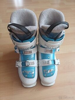 Prodám lyžařské boty Nordica