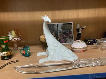 Sklo,porcelan pozostalost po zberatelovi