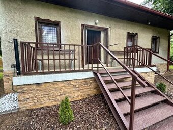 Prodej zděné chaty přímo u řeky - 1