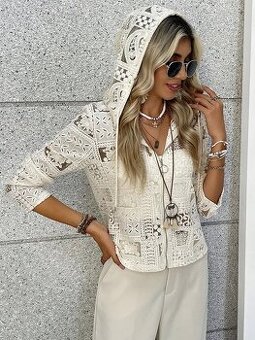 Krajková bundička s kapucí vel. L