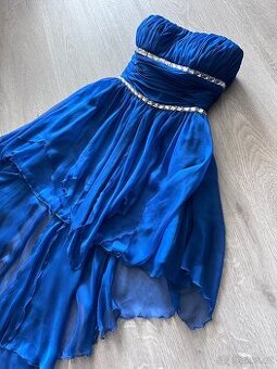 Plesové, společenské i maturitní šaty