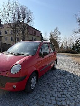 Usporne auto domesta maly najezd