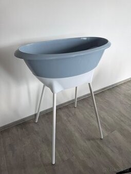 Dětská vanička s podstavcem
