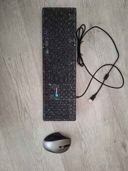 Set klávesnice s bezdrátovou myší