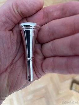 Prodám kopii Vincent Bach 11 pro Lesní roh