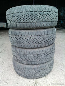 Zimní pneu Semperit 205/60R16