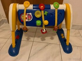 Interaktivní hrací stolek/hrazdička 3v1 značky Chicco