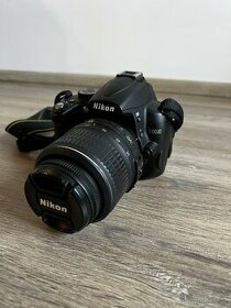 Nikon D5000 + Objektiv Nikon 18-55/3,5-5,6 G AF-S DC VR