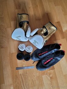 Boxovací rukavice, boty a zábaly - 1