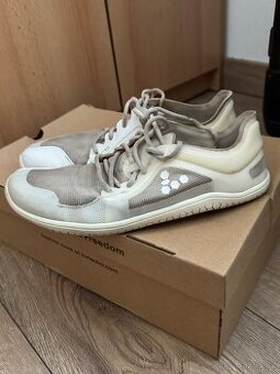 Vivobarefoot - 1