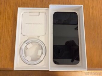 IPHONE 15 PRO 128 komplet balení záruka 4.10.2026