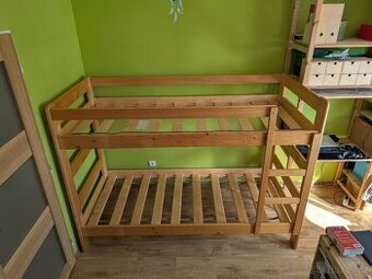 Masivní patrová postel, palanda 200 x 90